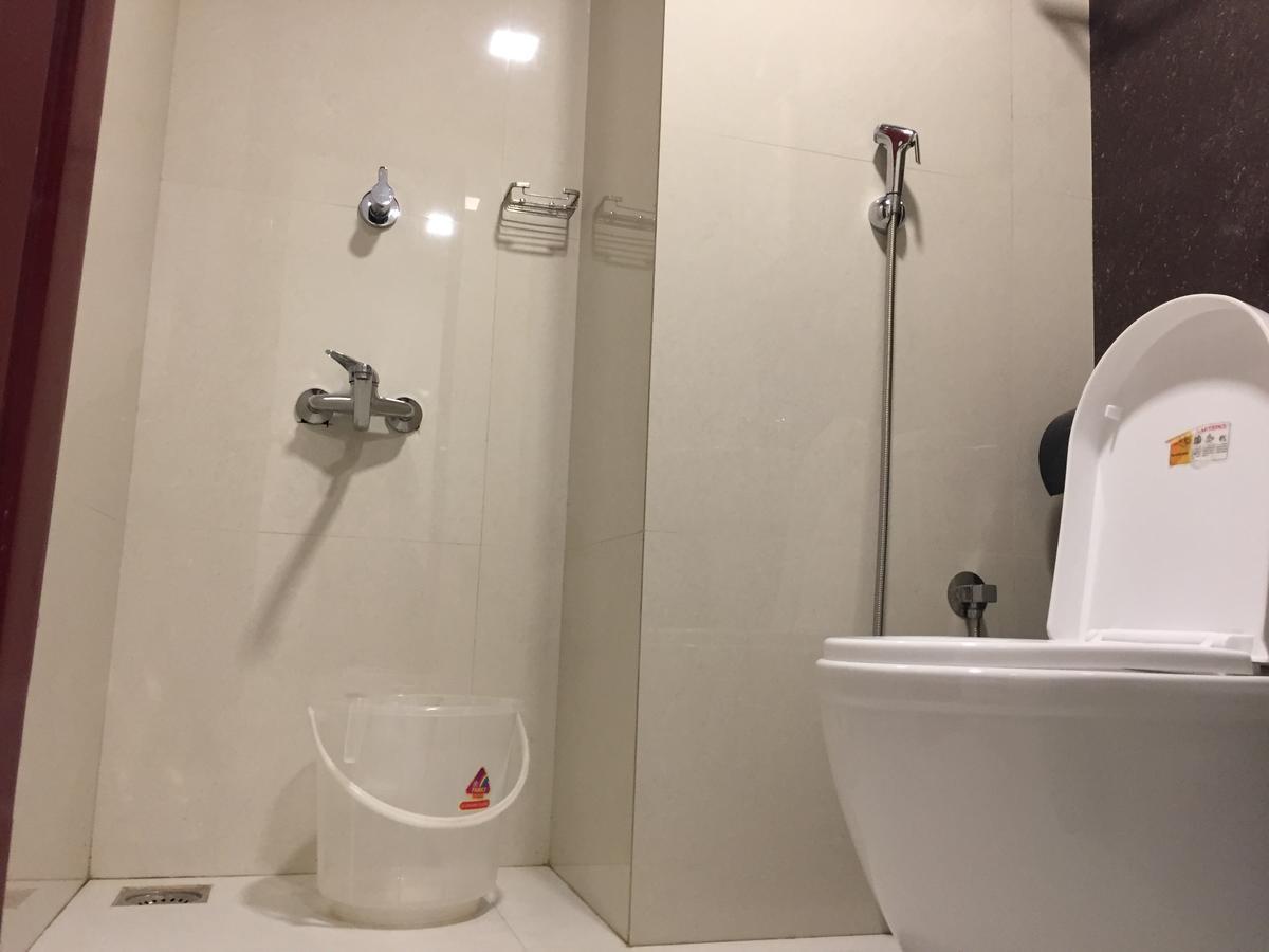 Temple Plaza Kochi Ξενοδοχείο Chottanikara Εξωτερικό φωτογραφία